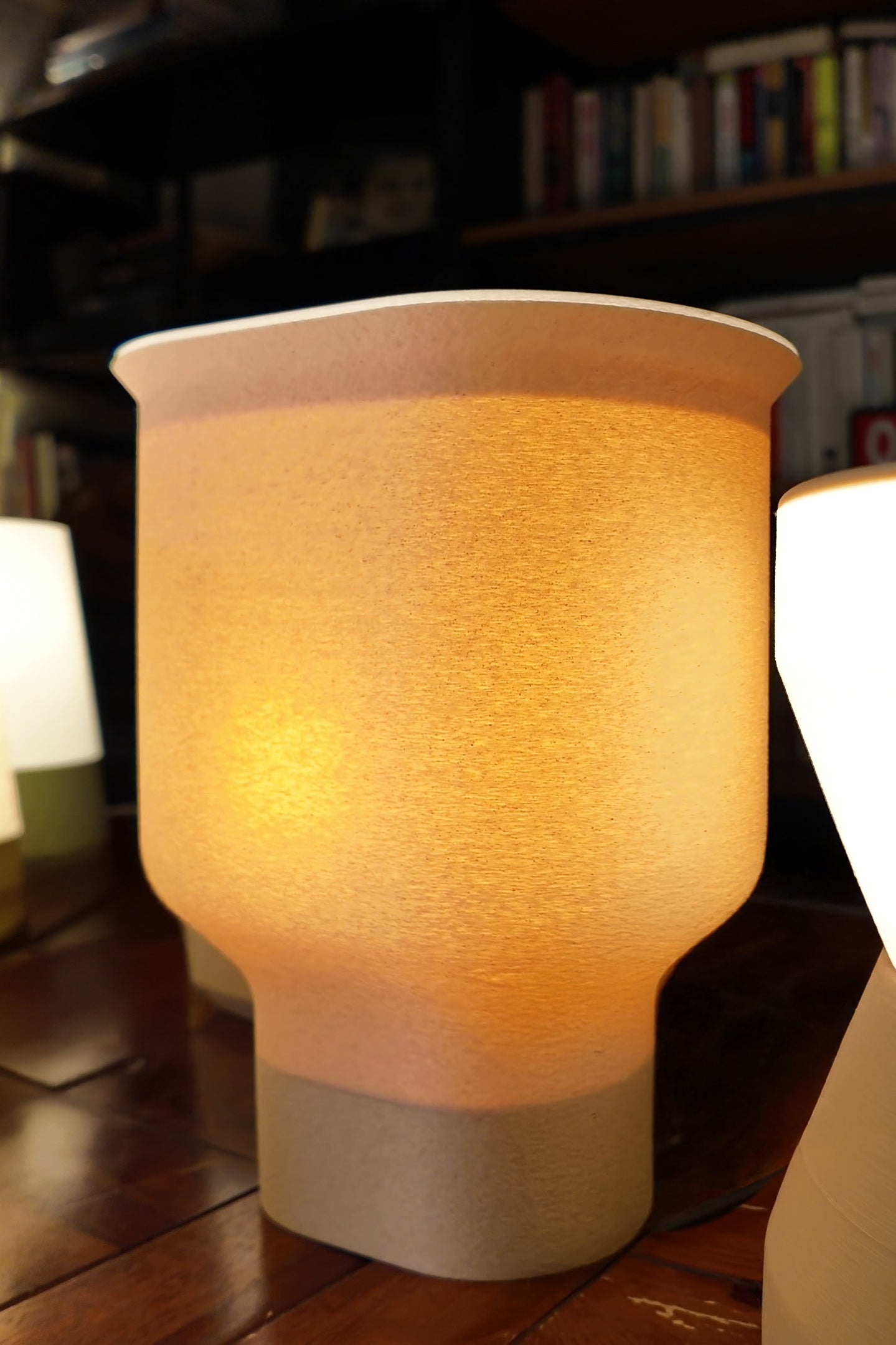YUVANA / Naturel Wood / Calm Colection